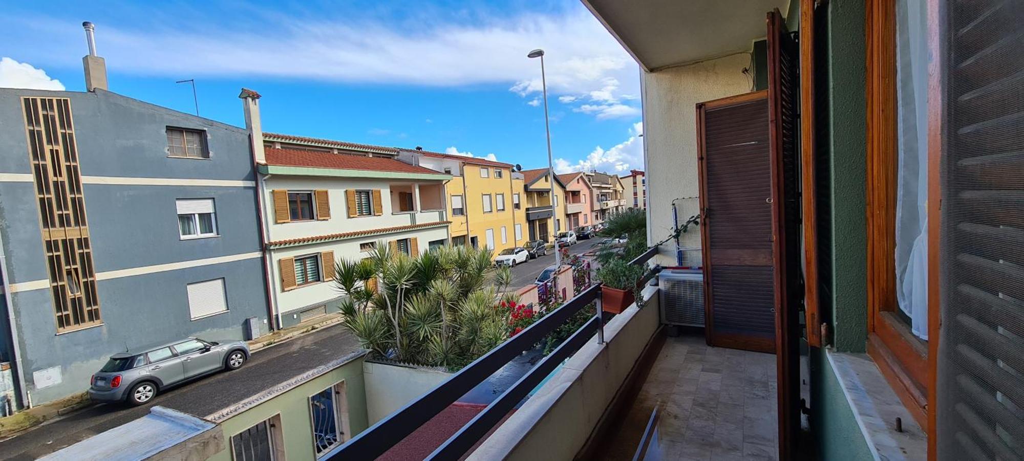 Em Holiday Apartment Quartu SantʼElena Eksteriør bilde