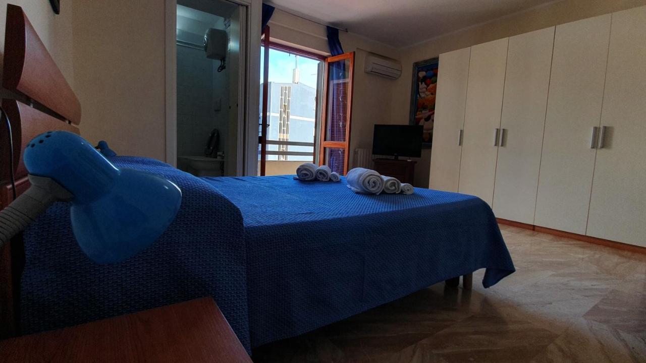 Em Holiday Apartment Quartu SantʼElena Eksteriør bilde